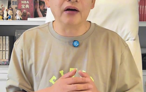 j9九游真人游戏第一品牌登录入口苏群：尼克斯后面有两个主场但容错率太低 步行者得继续疯狂快打