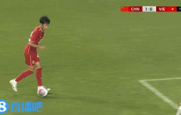 j9九游真人游戏第一平台4分钟2球！万项破门国少2球领先，张旭尧边路突破倒三角助攻