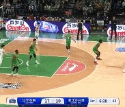 j9九游真人游戏第一品牌登录入口火力凶猛！小巴里-布朗借掩护速射三分 再度洞穿篮心